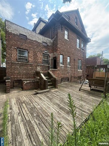 1925 Kennedy Boulevard, Jersey City, NJ 07305