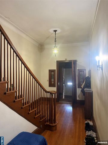 1925 Kennedy Boulevard, Jersey City, NJ 07305