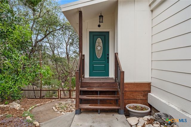 20904 Roundup Trail, Lago Vista, TX 78645