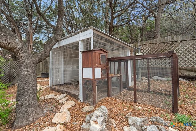 20904 Roundup Trail, Lago Vista, TX 78645