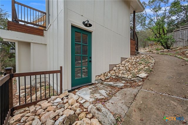 20904 Roundup Trail, Lago Vista, TX 78645