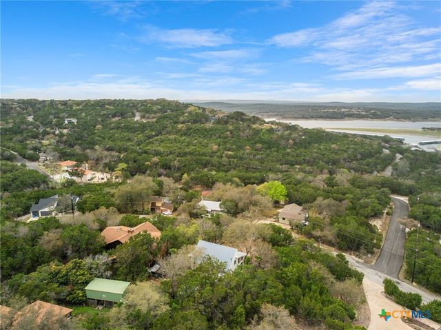 20904 Roundup Trail, Lago Vista, TX 78645