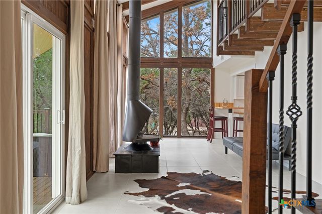20904 Roundup Trail, Lago Vista, TX 78645