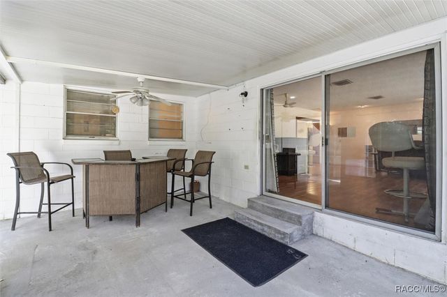 1551 NW 21st Street, Crystal River, FL 34428