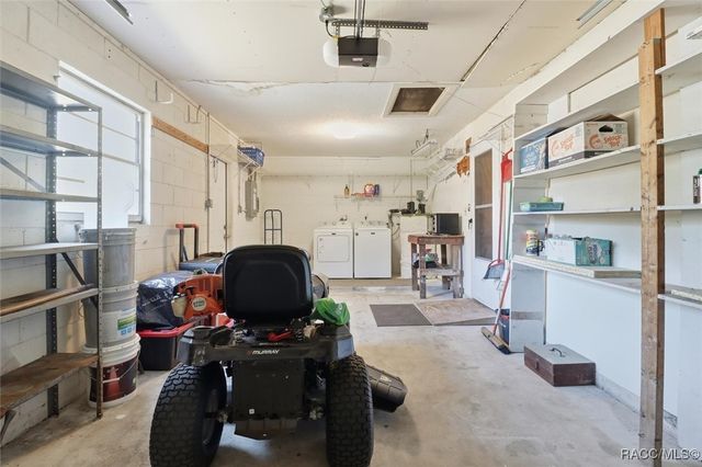 1551 NW 21st Street, Crystal River, FL 34428