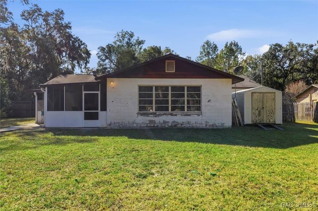 1551 NW 21st Street, Crystal River, FL 34428