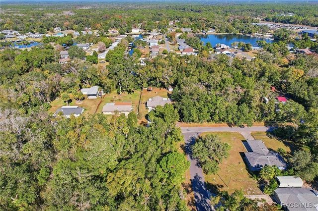 1551 NW 21st Street, Crystal River, FL 34428