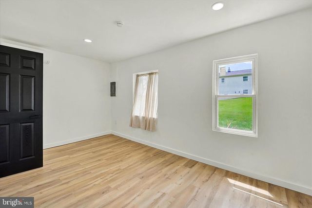 2205 CLAYTON AVE, Harrisburg, PA 17109