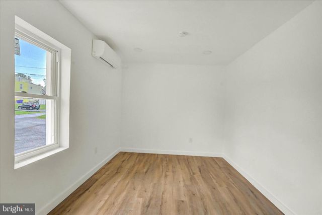 2205 CLAYTON AVE, Harrisburg, PA 17109