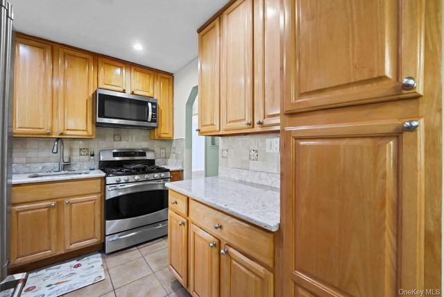 177 Long Beach Road, Hempstead, NY 11550