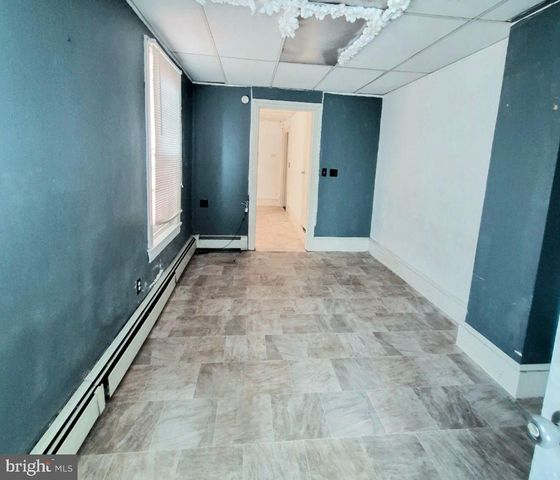 1262 BUTTONWOOD ST, Reading, PA 19604