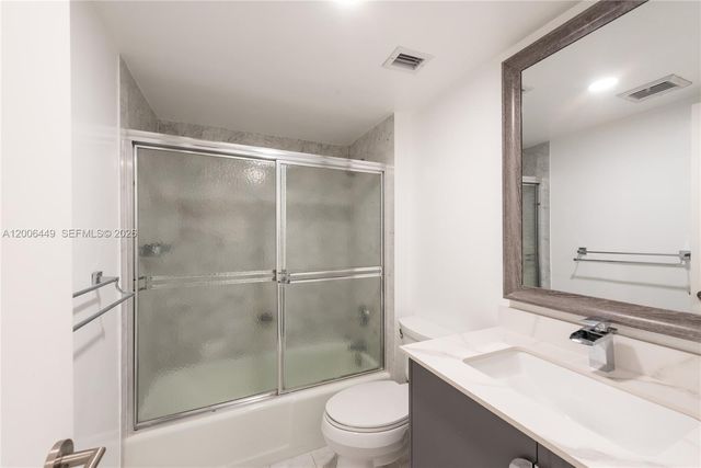 600 Grapetree Dr 8FS, Key Biscayne, FL 33149