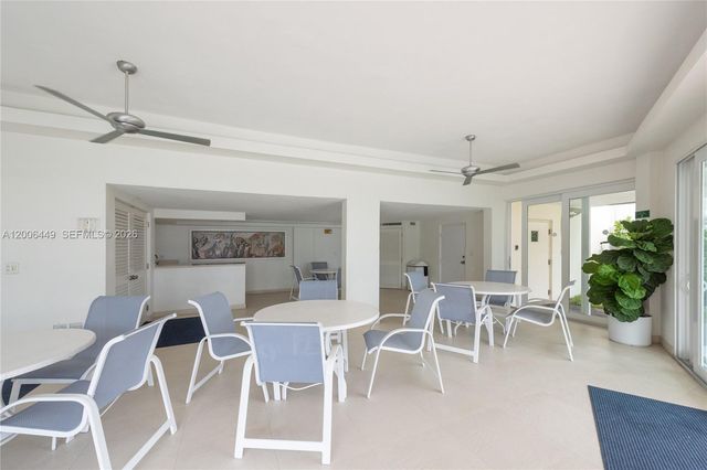 600 Grapetree Dr 8FS, Key Biscayne, FL 33149