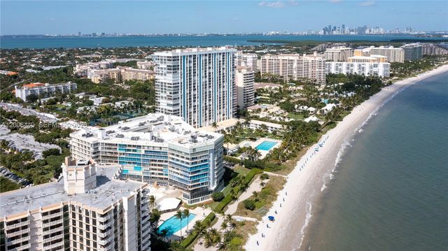 600 Grapetree Dr 8FS, Key Biscayne, FL 33149