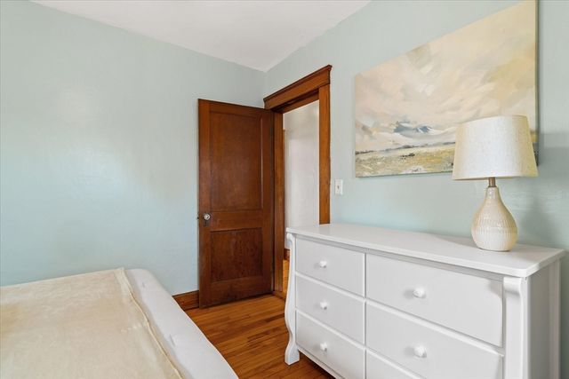 21 Brewster Rd, Worcester, MA 01602