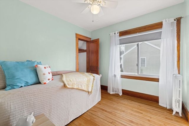 21 Brewster Rd, Worcester, MA 01602