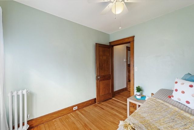 21 Brewster Rd, Worcester, MA 01602