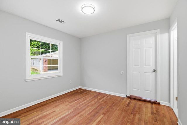14033 GRAYSON RD, Woodbridge, VA 22191