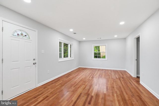 14033 GRAYSON RD, Woodbridge, VA 22191