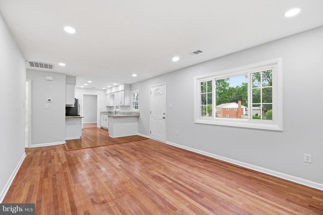 14033 GRAYSON RD, Woodbridge, VA 22191