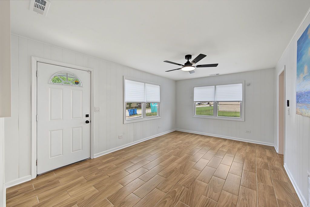 1802 Innercircle Drive, Crest Hill, IL 60403 — photo 4