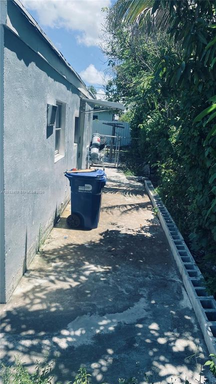 1070 NW 147th Street 0, Miami, FL 33168