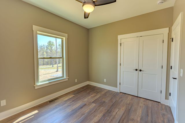 739 Long Mountain Rd, Mcminnville, TN 37110
