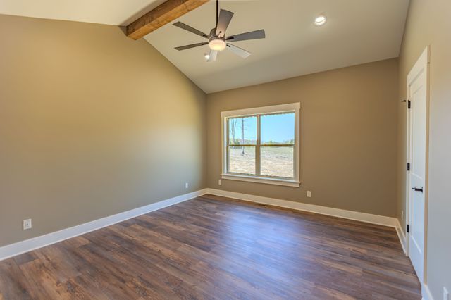739 Long Mountain Rd, Mcminnville, TN 37110