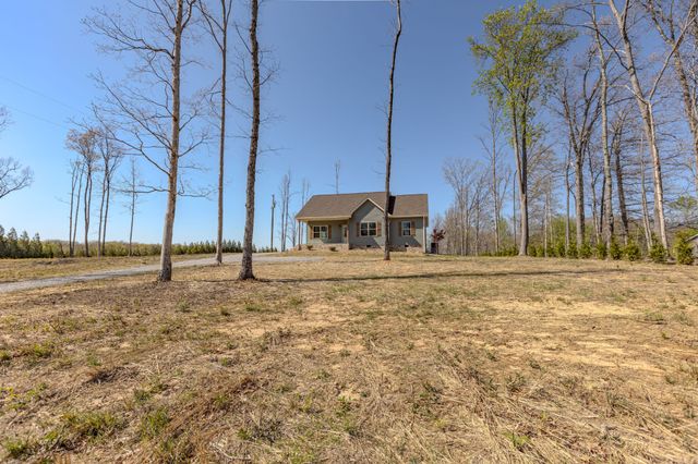 739 Long Mountain Rd, Mcminnville, TN 37110