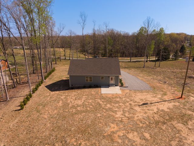 739 Long Mountain Rd, Mcminnville, TN 37110