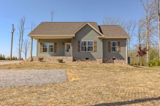 739 Long Mountain Rd, Mcminnville, TN 37110