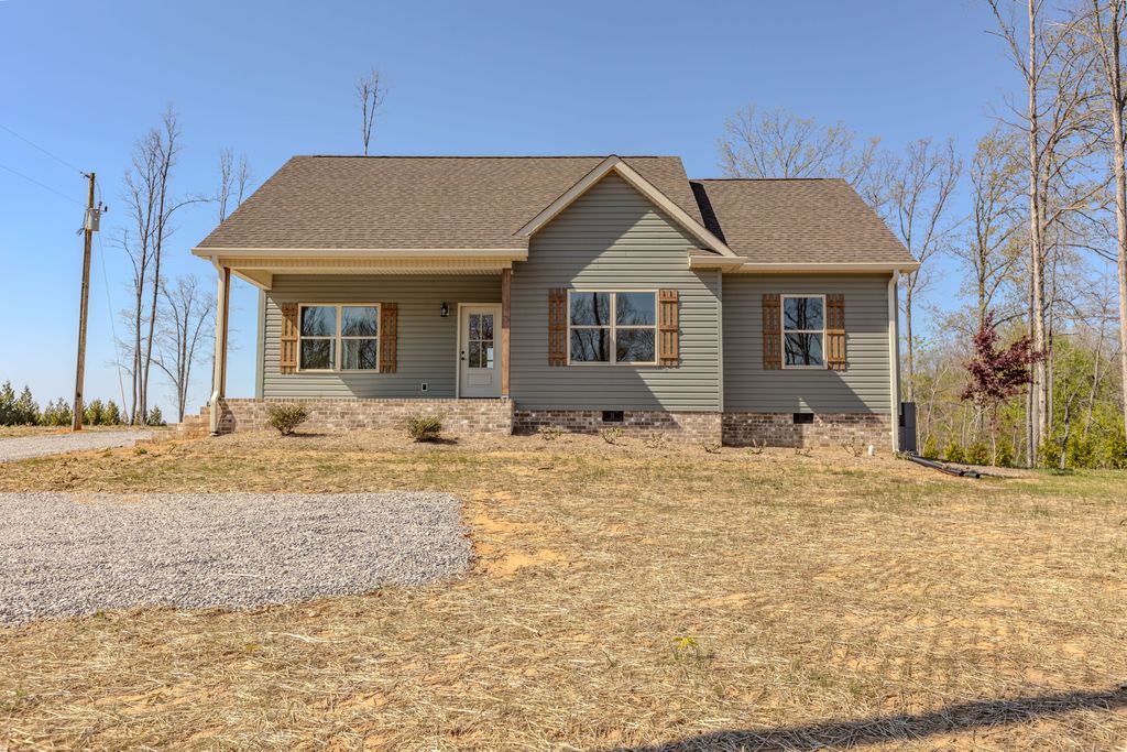 739 Long Mountain Rd, Mcminnville, TN 37110
