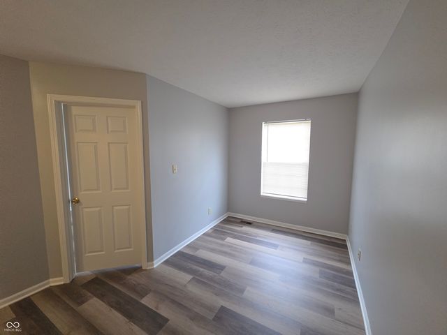 5438 Nighthawk Drive, Indianapolis, IN 46254