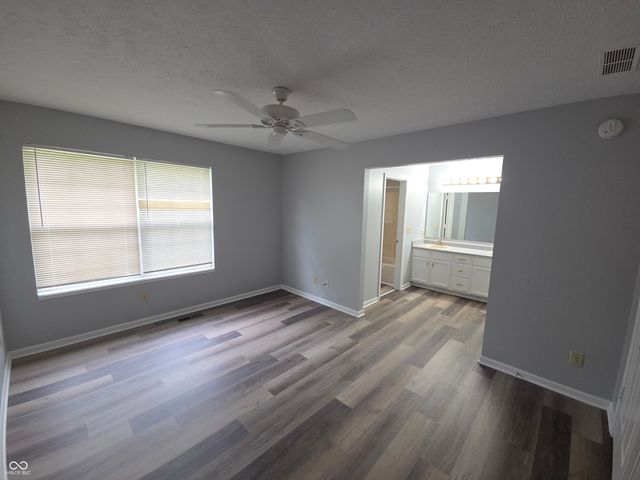 5438 Nighthawk Drive, Indianapolis, IN 46254