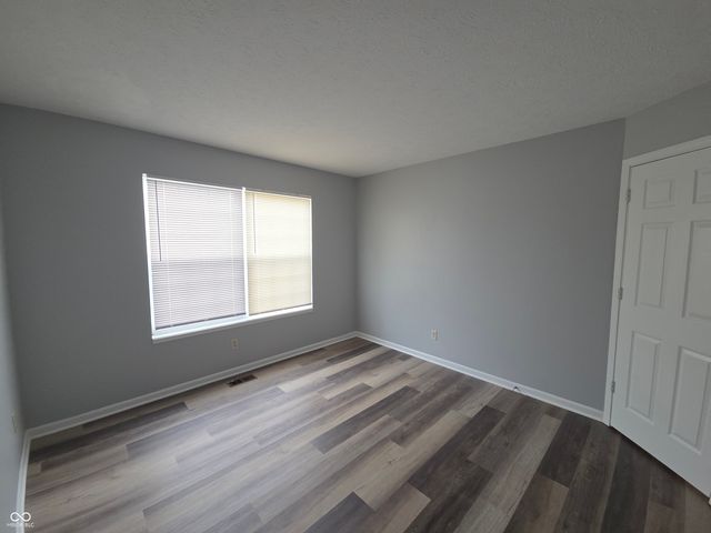 5438 Nighthawk Drive, Indianapolis, IN 46254