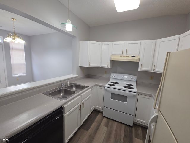 5438 Nighthawk Drive, Indianapolis, IN 46254
