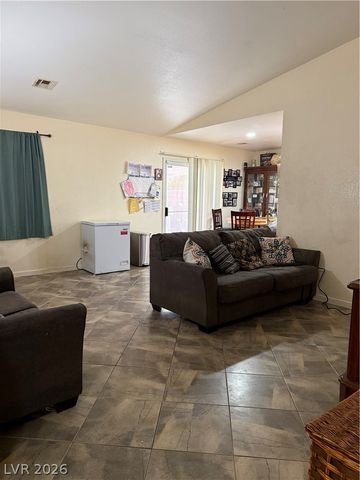 5324 Jungle Orchard Street, North Las Vegas, NV 89031