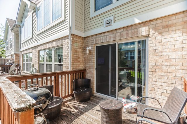 16146 Hillcrest Circle, Orland Park, IL 60467