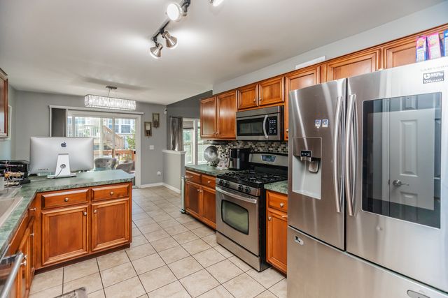 16146 Hillcrest Circle, Orland Park, IL 60467