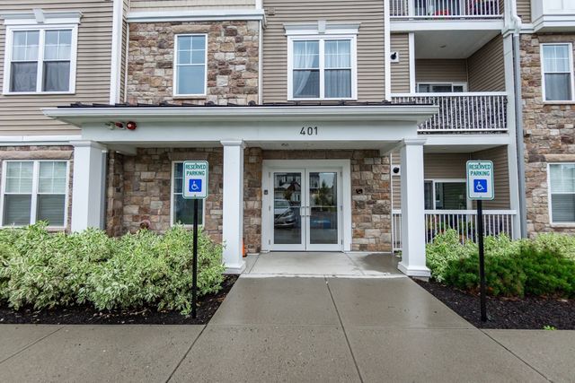 401 Emery 406, Sudbury, MA 01776
