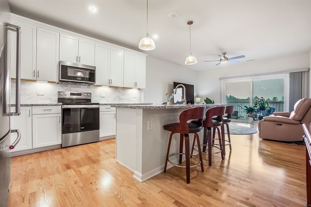 401 Emery 406, Sudbury, MA 01776