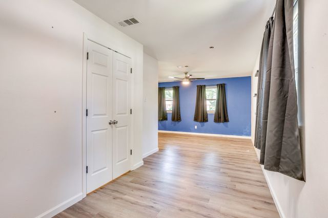 314 Bernice Court, Burleson, TX 76028