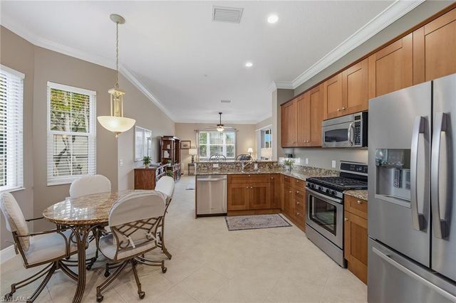 9219 Corfu CT 201, Naples, FL 34114