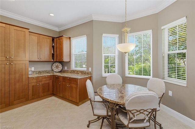 9219 Corfu CT 201, Naples, FL 34114