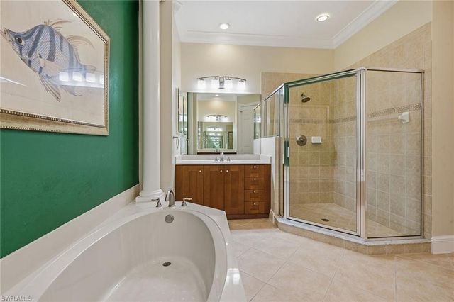 9219 Corfu CT 201, Naples, FL 34114