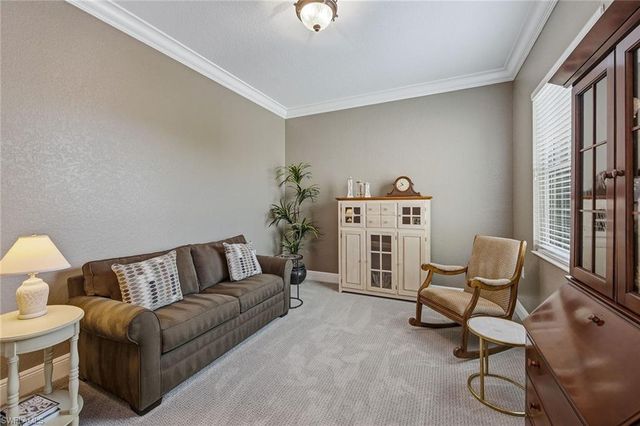 9219 Corfu CT 201, Naples, FL 34114