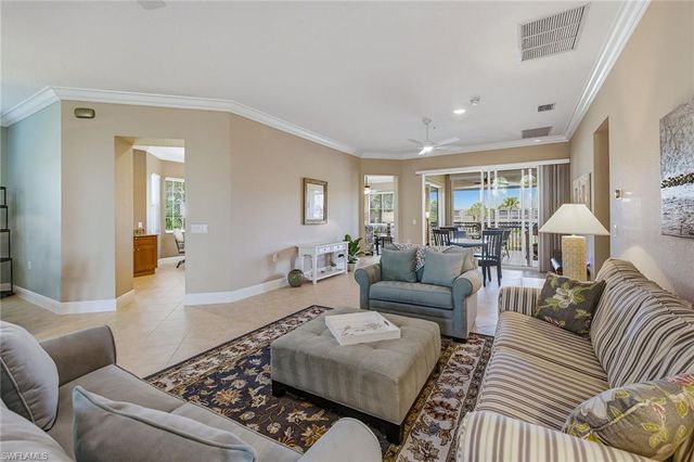 9219 Corfu CT 201, Naples, FL 34114