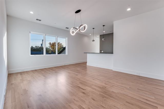 6006 Meadow Crest, Dallas, TX 75230