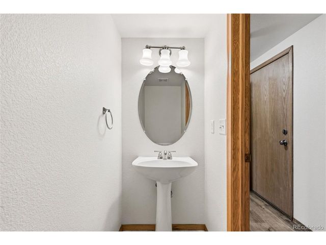6541 Stagecoach Ave, Firestone, CO 80504