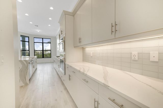 13353 Bernoulli Way, Palm Beach Gardens, FL 33418